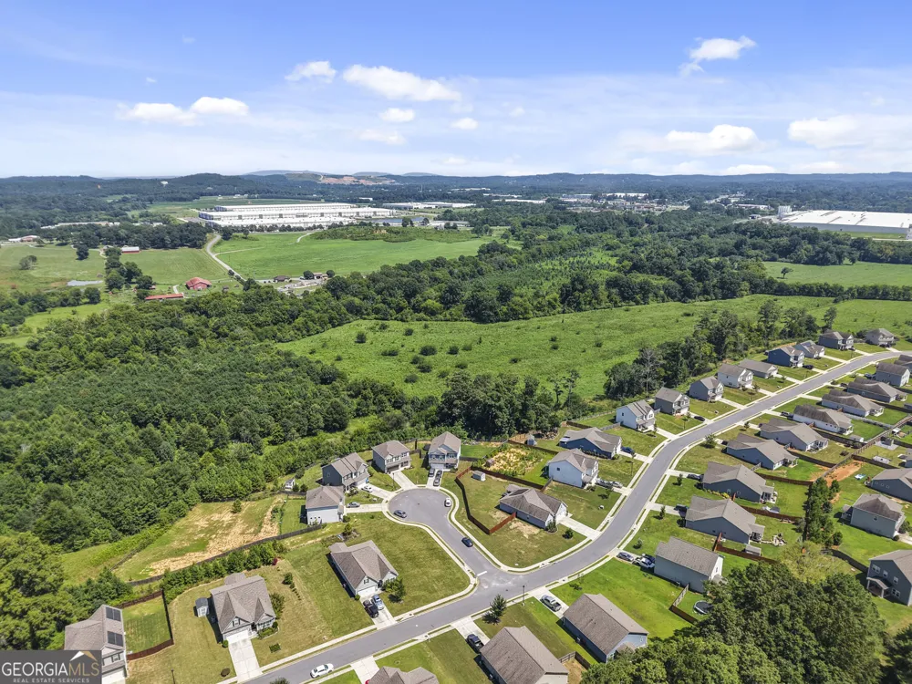 16 Jay CIR NW Adairsville, GA 30103