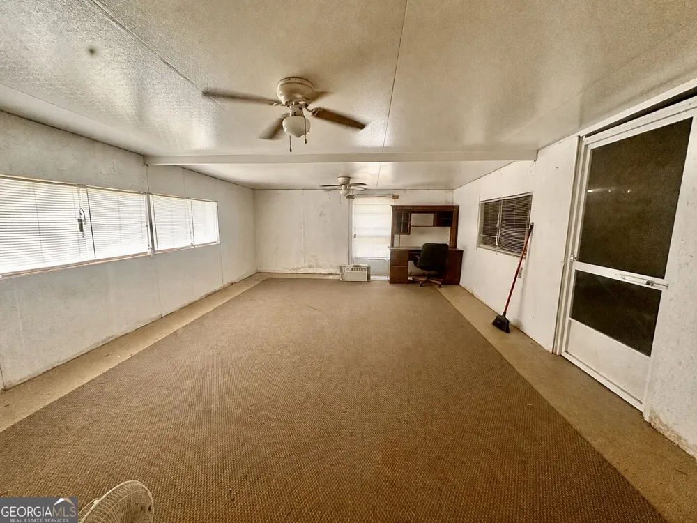 6009 James ST Manor, GA 31550