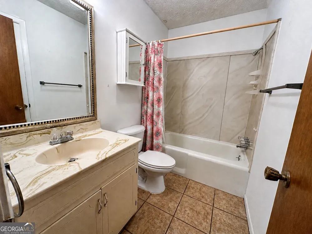 6009 James ST Manor, GA 31550