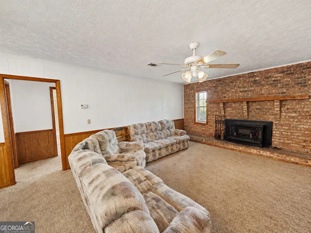 6009 James ST Manor, GA 31550