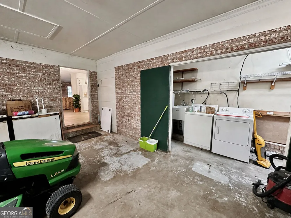 6009 James ST Manor, GA 31550