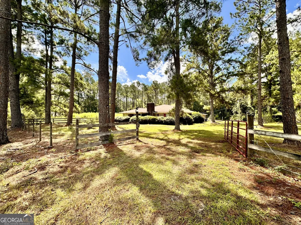 6009 James ST Manor, GA 31550
