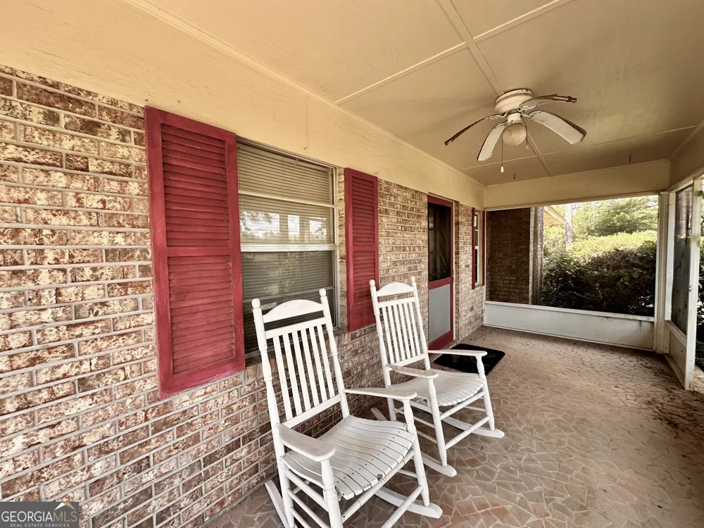 6009 James ST Manor, GA 31550