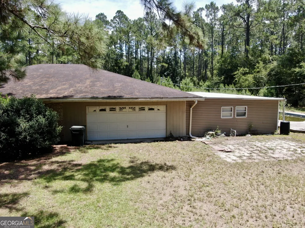 6009 James ST Manor, GA 31550