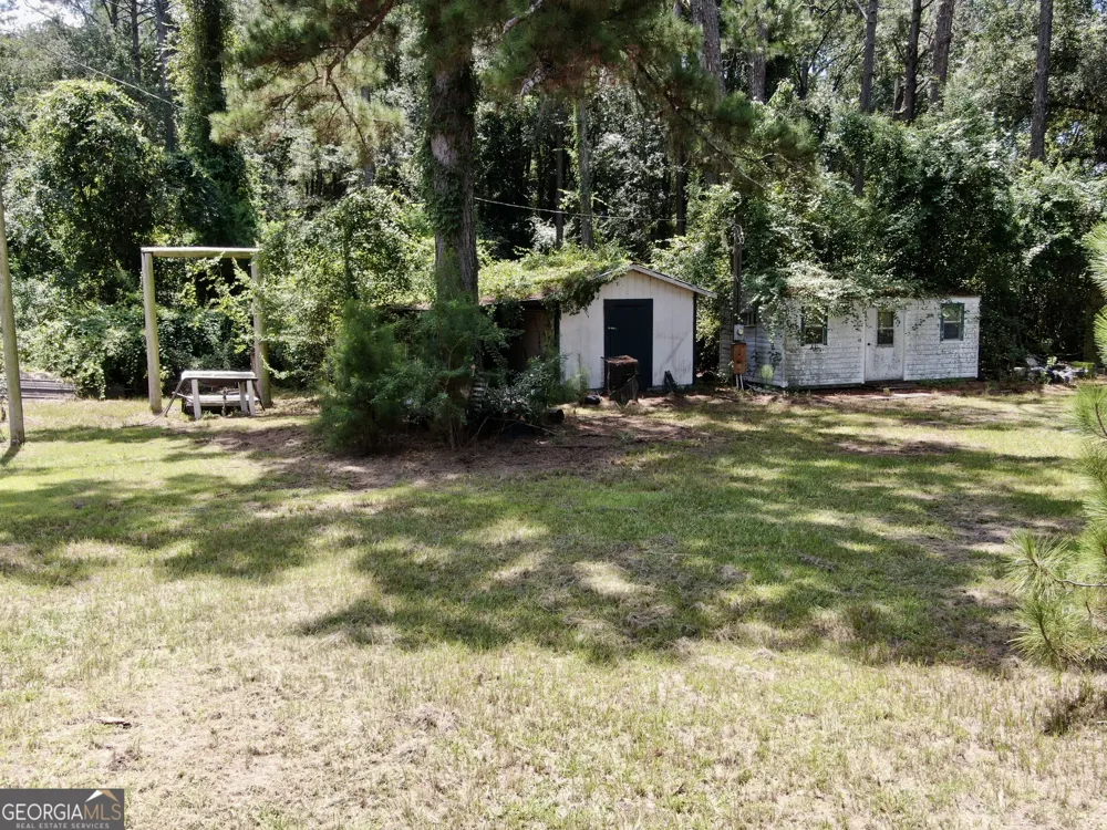 6009 James ST Manor, GA 31550