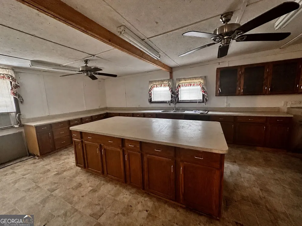 6009 James ST Manor, GA 31550