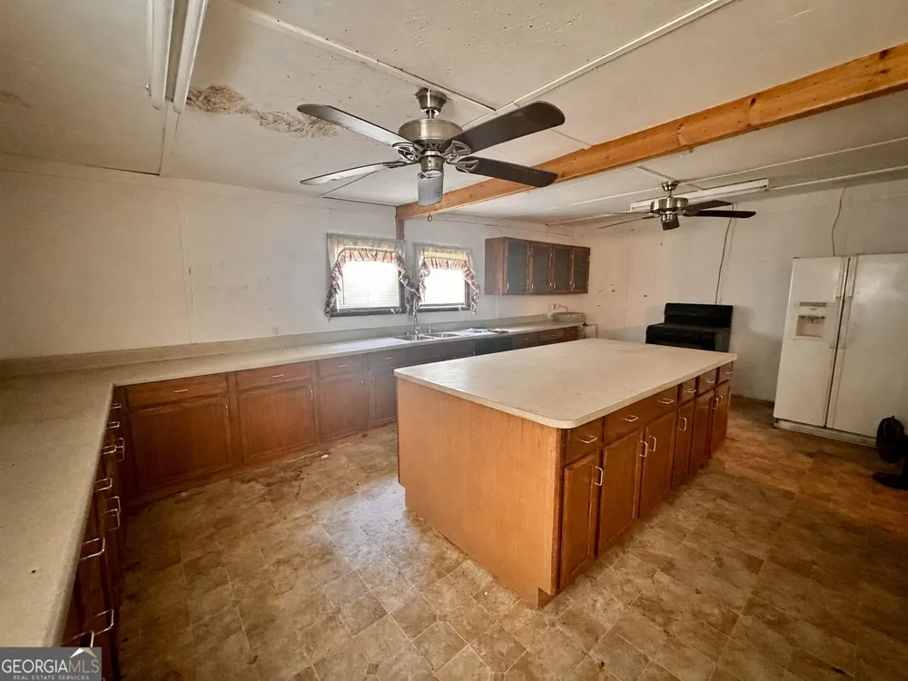 6009 James ST Manor, GA 31550