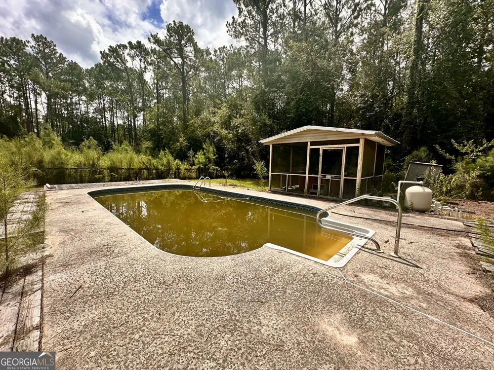6009 James ST Manor, GA 31550