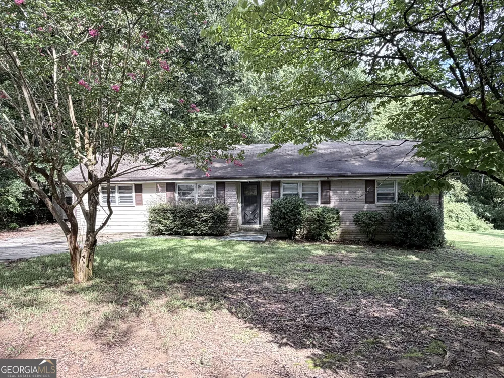 2195 Rockdale DR NW Conyers, GA 30012