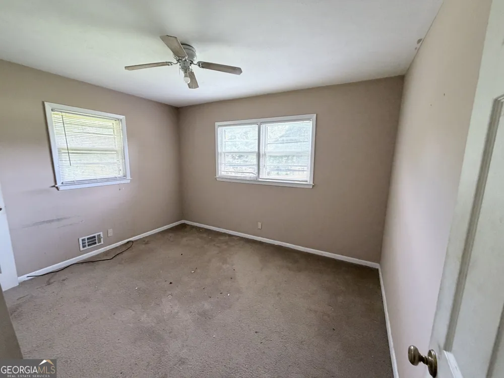 2195 Rockdale DR NW Conyers, GA 30012