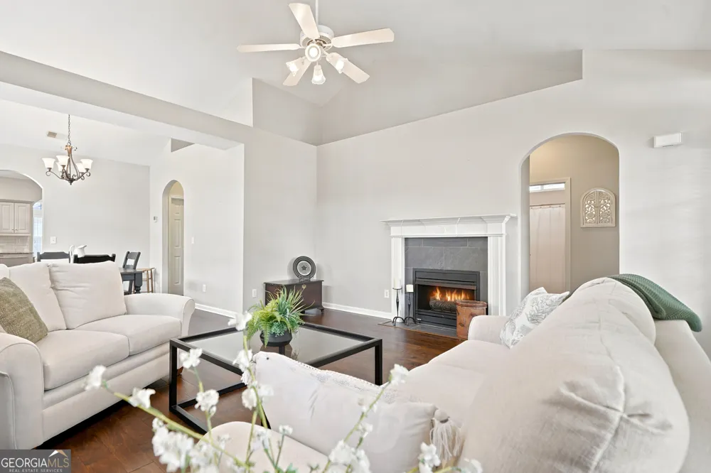 306 Pinehurst WAY Canton, GA 30114