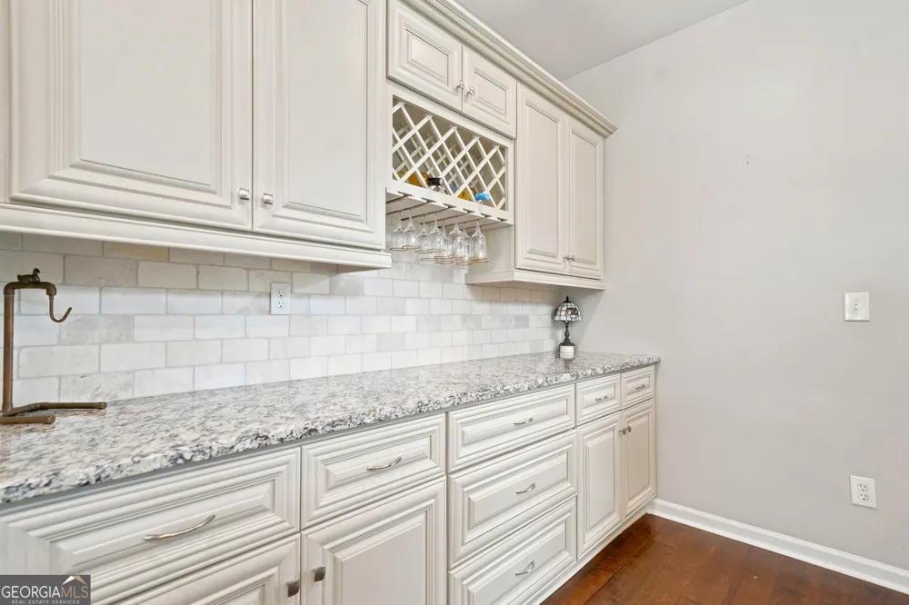 306 Pinehurst WAY Canton, GA 30114