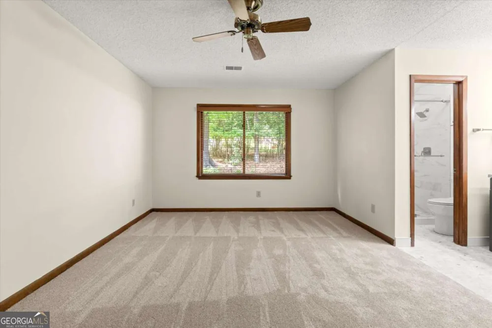 20 Sweetwood CT Roswell, GA 30076