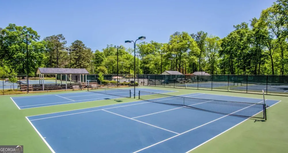 20 Sweetwood CT Roswell, GA 30076