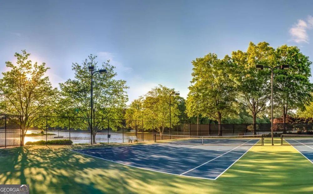 20 Sweetwood CT Roswell, GA 30076