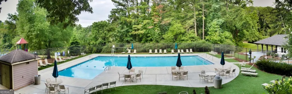 20 Sweetwood CT Roswell, GA 30076
