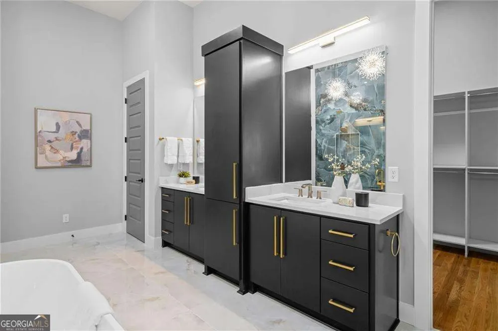 447 Michael DR Alpharetta, GA 30009