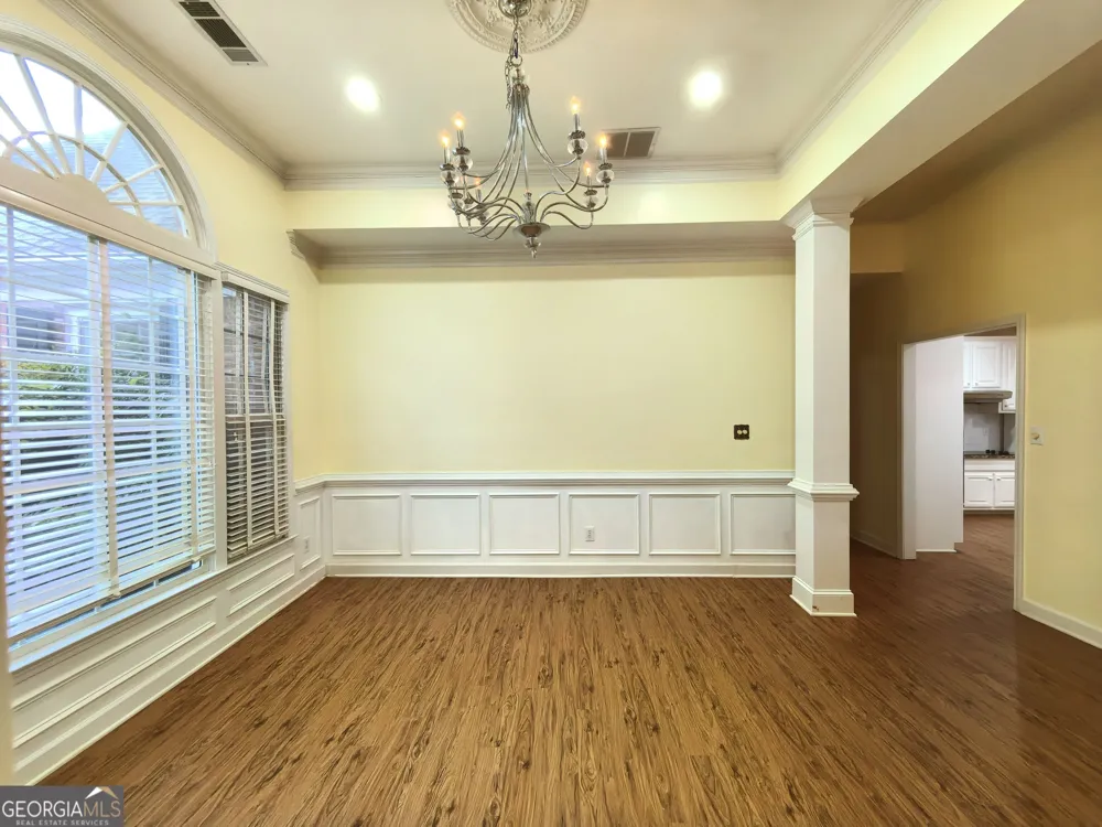 4009 Treemont LN Suwanee, GA 30024