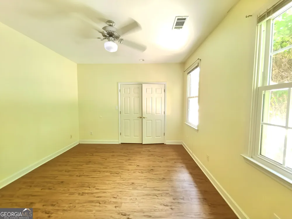 4009 Treemont LN Suwanee, GA 30024