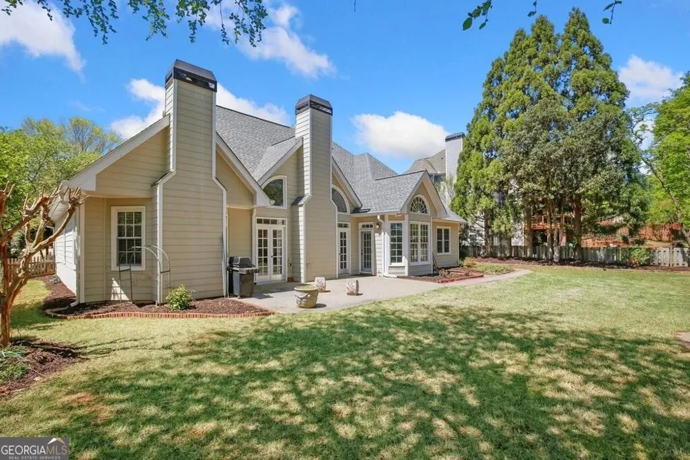4009 Treemont LN Suwanee, GA 30024