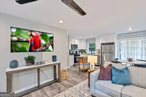 3590 Ponderosa LN