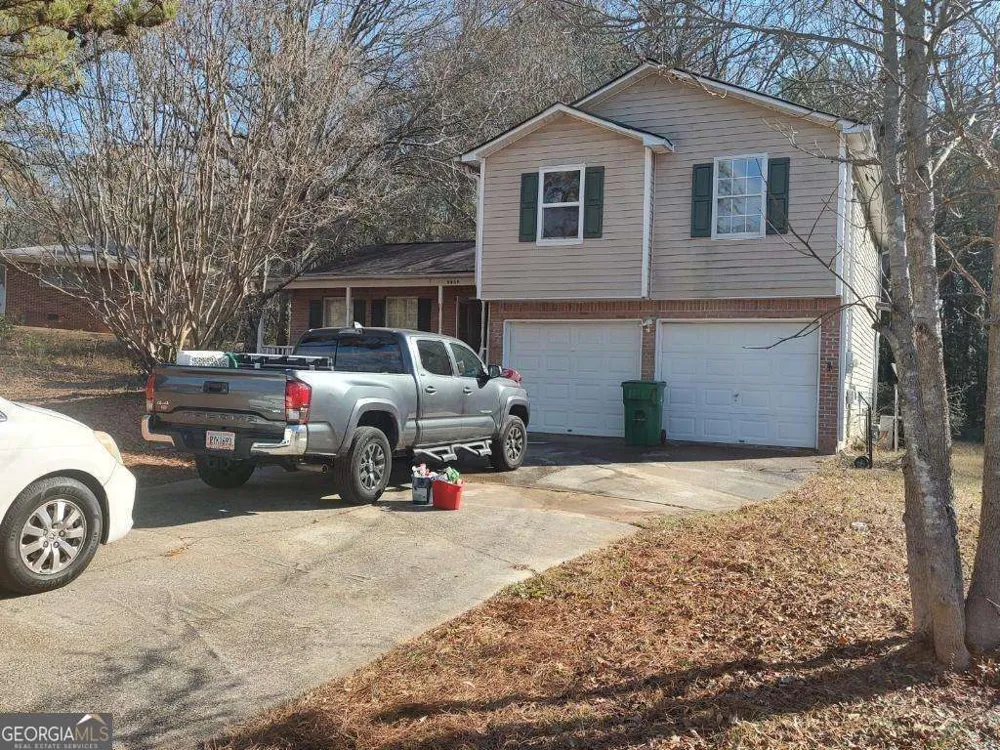 4957 N Redan CIR Stone Mountain, GA 30088