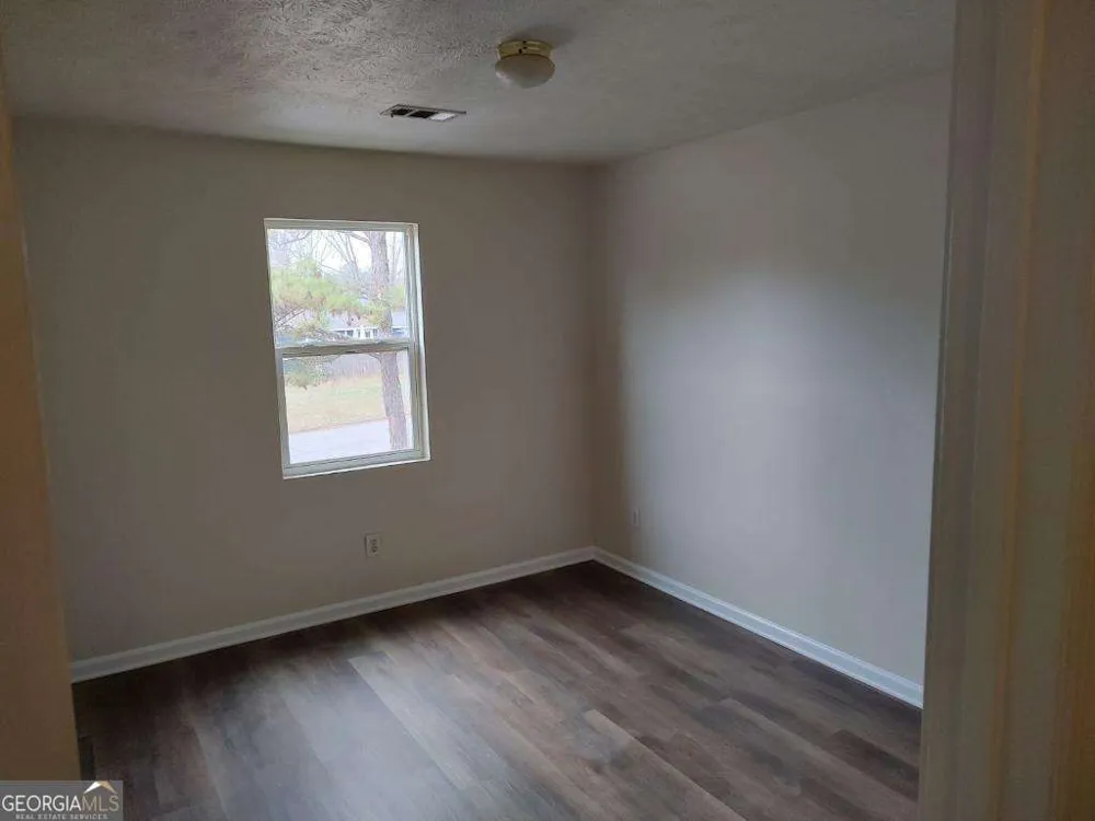 4957 N Redan CIR Stone Mountain, GA 30088