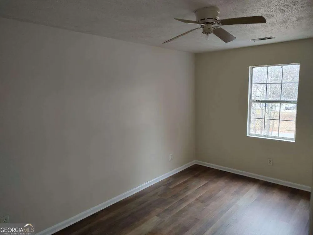4957 N Redan CIR Stone Mountain, GA 30088