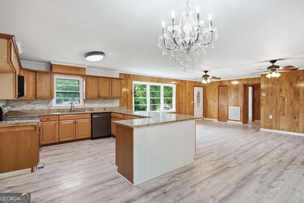410 Jordan ST Royston, GA 30662