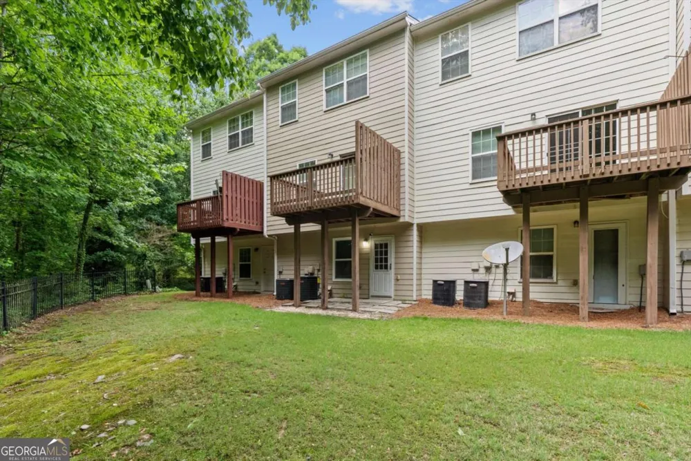 6720 Stoneleigh WAY Mableton, GA 30126
