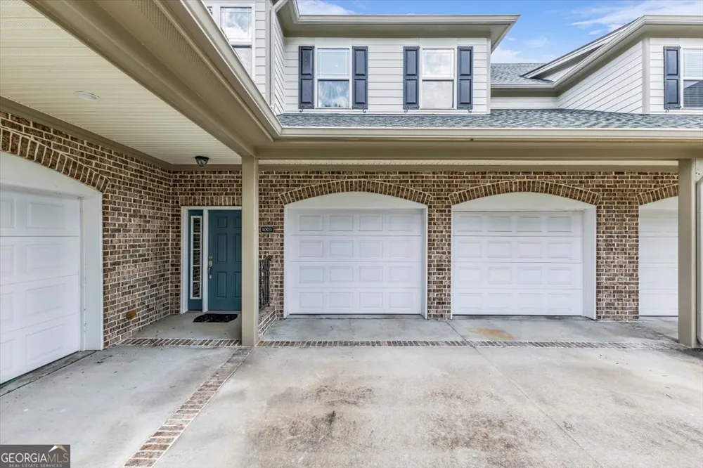 1003 River Oaks DR Richmond Hill, GA 31324