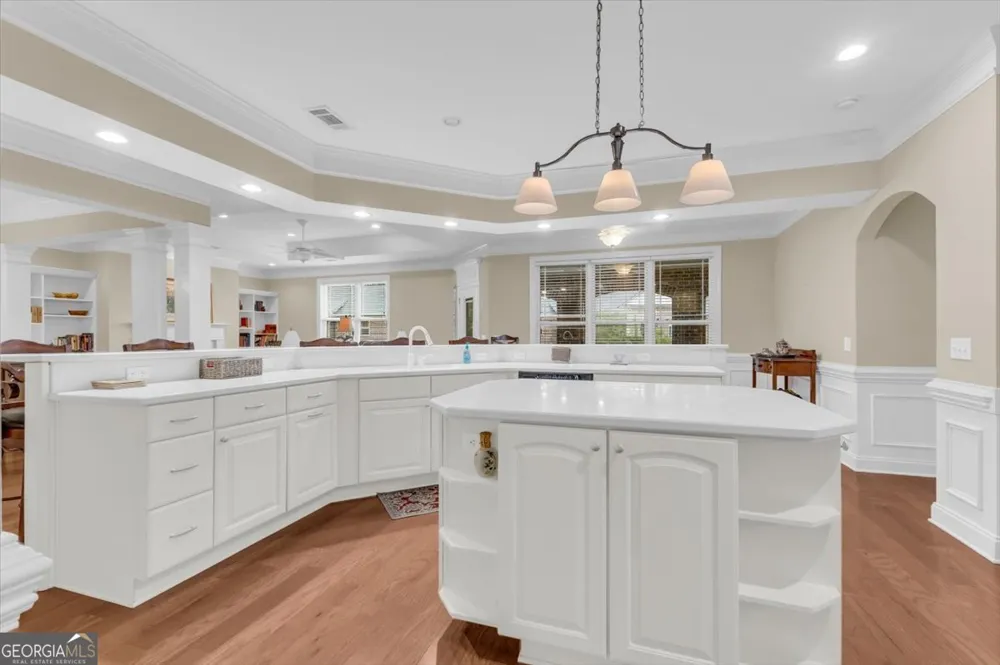 1003 River Oaks DR Richmond Hill, GA 31324