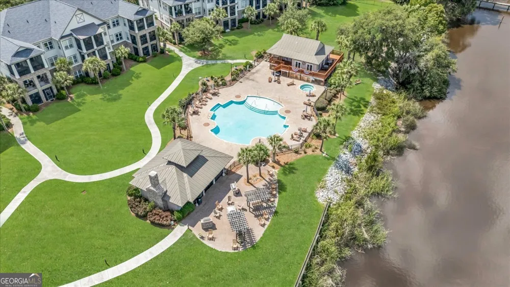 1003 River Oaks DR Richmond Hill, GA 31324