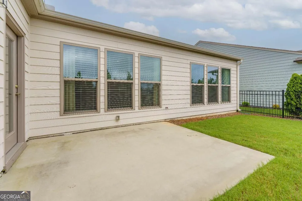 5031 Adler CT Hoschton, GA 30548