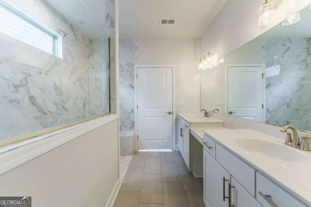 5031 Adler CT Hoschton, GA 30548
