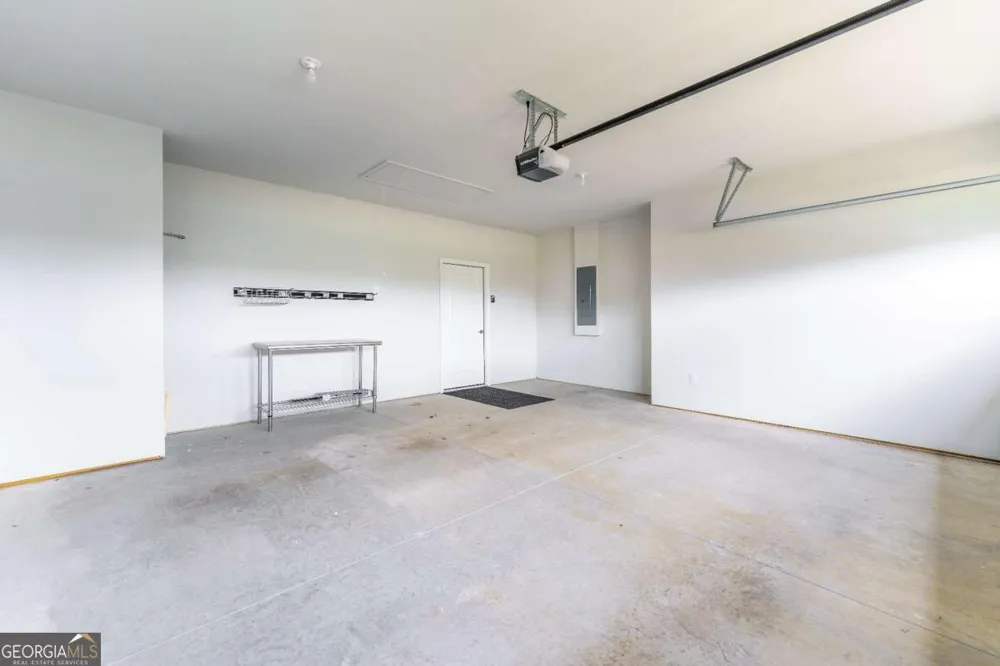 5031 Adler CT Hoschton, GA 30548