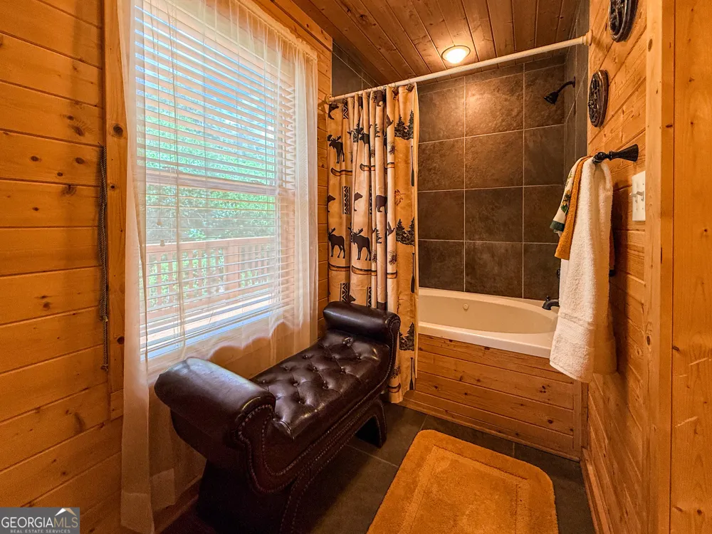 10 Meadow View LN Sautee Nacoochee, GA 30571