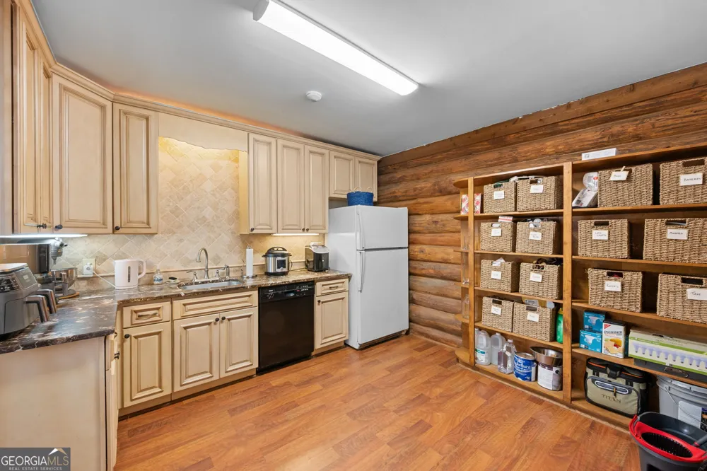 261 McIntosh CIR Jackson, GA 30233