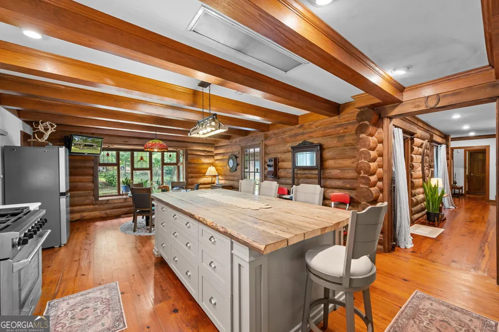261 McIntosh CIR Jackson, GA 30233