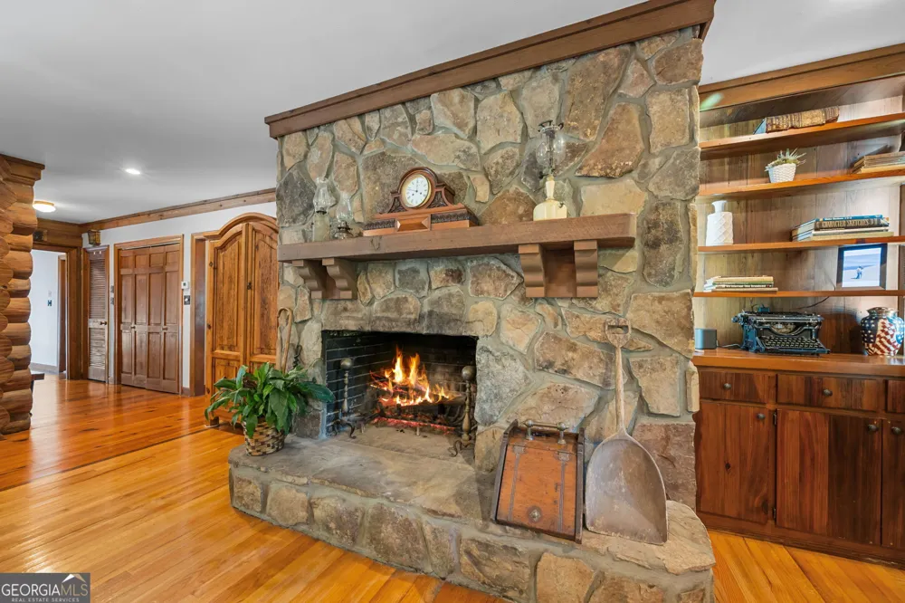 261 McIntosh CIR Jackson, GA 30233