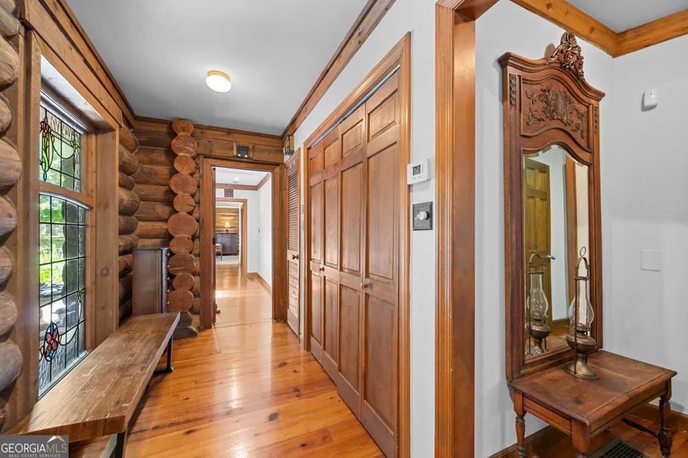 261 McIntosh CIR Jackson, GA 30233