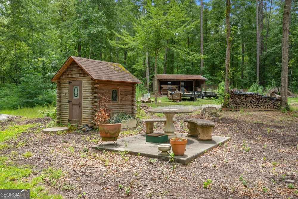 261 McIntosh CIR Jackson, GA 30233