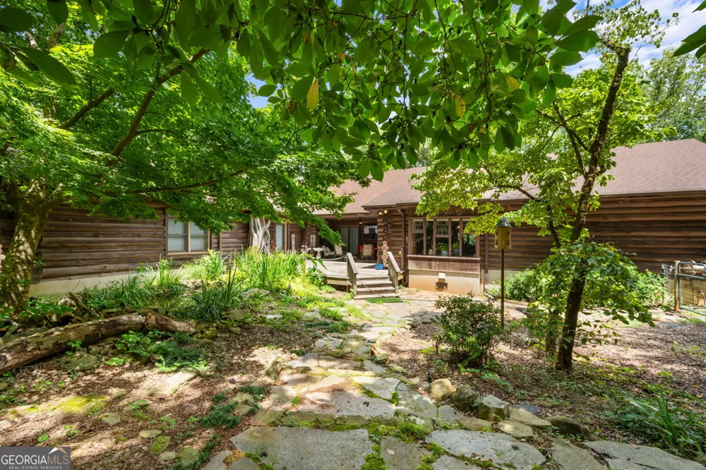 261 McIntosh CIR Jackson, GA 30233