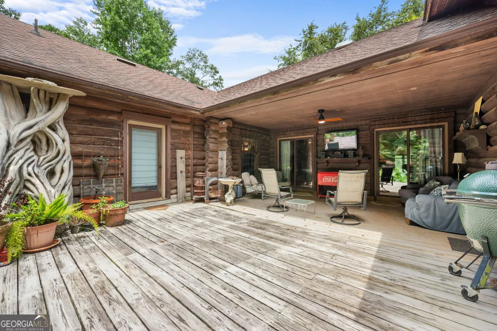 261 McIntosh CIR Jackson, GA 30233
