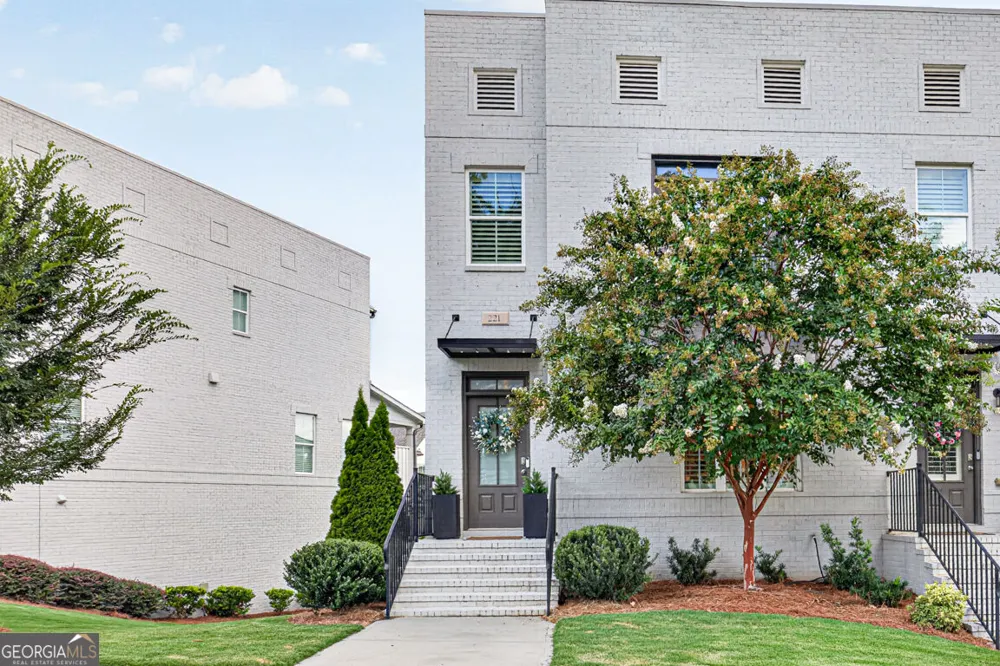 221 Nash ST Lawrenceville, GA 30046