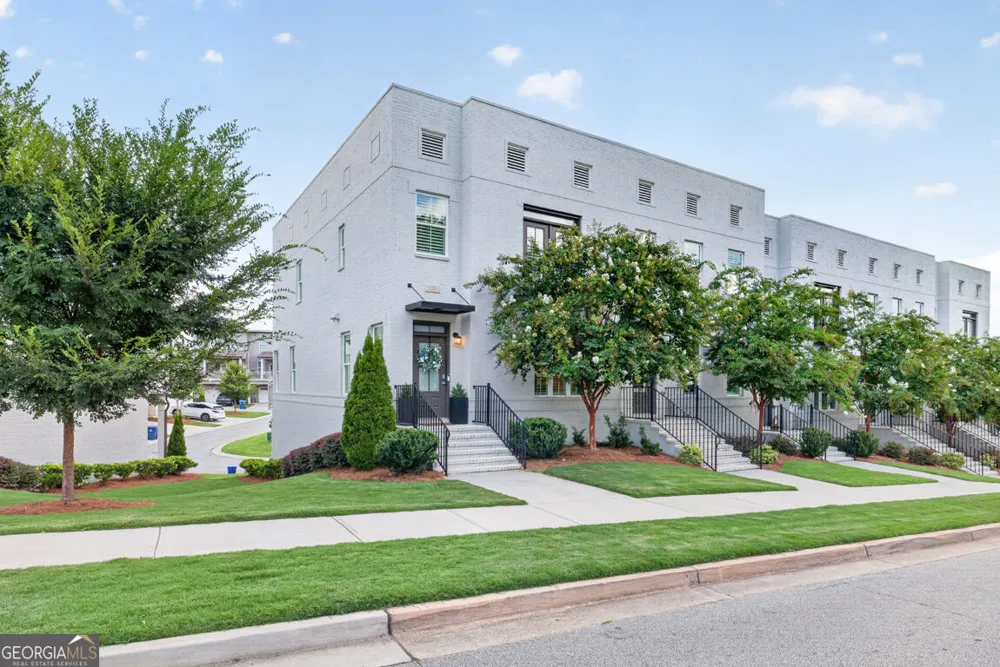 221 Nash ST Lawrenceville, GA 30046