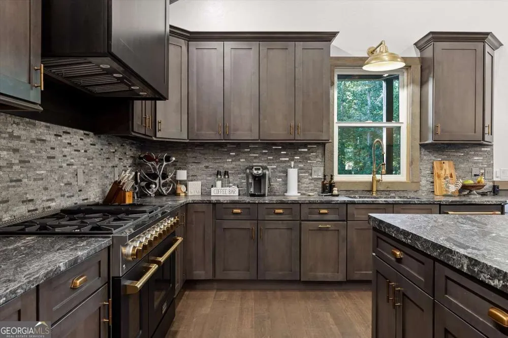 371 Windfield CIR Blue Ridge, GA 30513