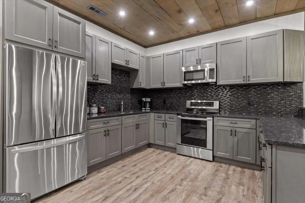 371 Windfield CIR Blue Ridge, GA 30513