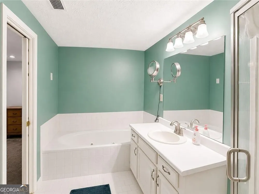 1321 N Brandy SHLS SE Conyers, GA 30013