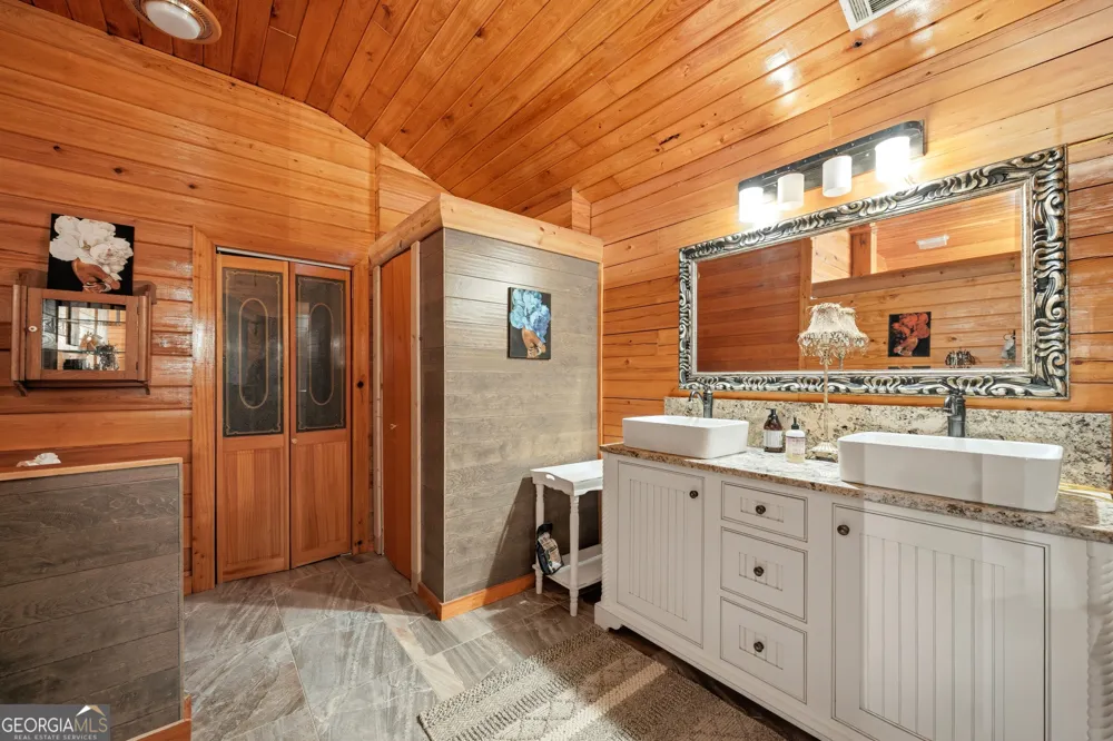 123 Anchor PT Cochran, GA 31014